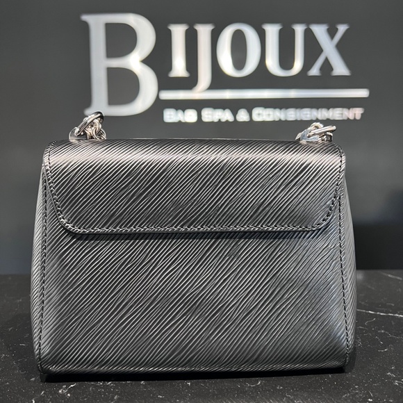 Louis Vuitton Twist PM - Picture 8 of 12